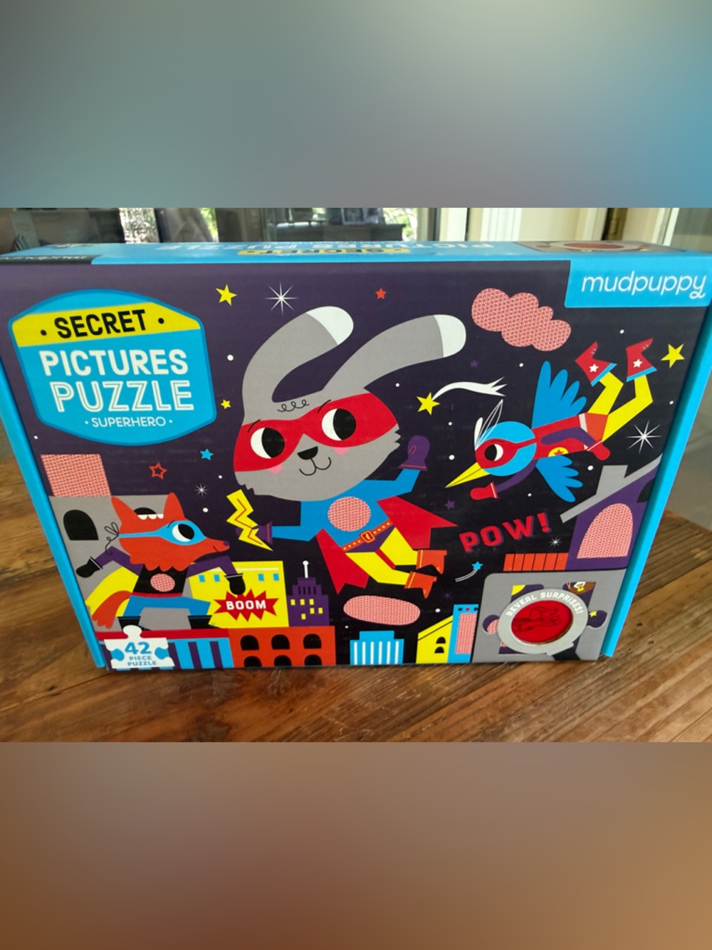 Mudpuppy NWT Kids Secret Pictures Puzzle - Superhero! Never been opened!
